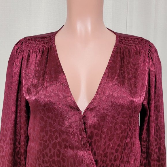 Michael Kors Julia Faux Wrap Ruffle Hem Mini Dress Size M Dark Ruby Cheetah NWT - Picture 2 of 12